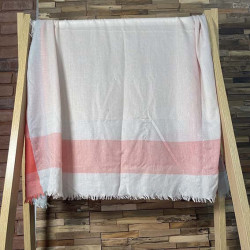 Écharpe blanche et rose