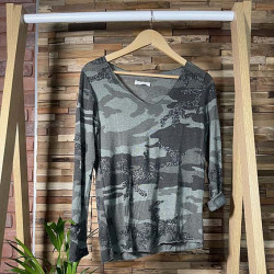 Pull léger motif militaire