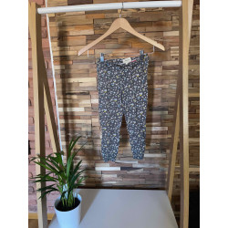 Flowing floral gray trousers